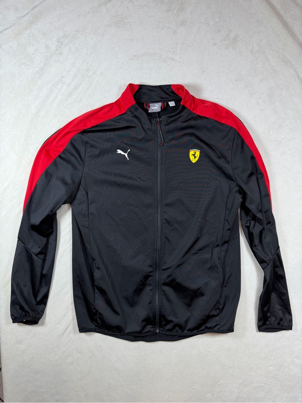 Puma x Ferrari Scuderia Size Medium Black and Red Men's Zip-Up Track Jacket